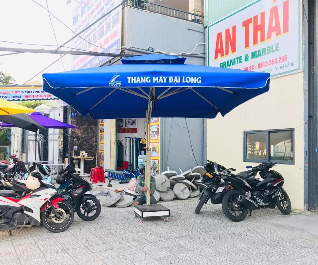 Làm sao để đảm bảo độ bền của dù che khi thường xuyên sử dụng ngoài trời